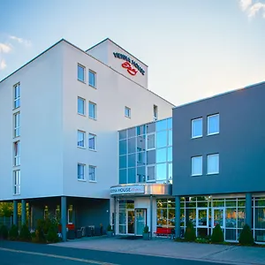Vienna House Easy By Wyndham Hotel
